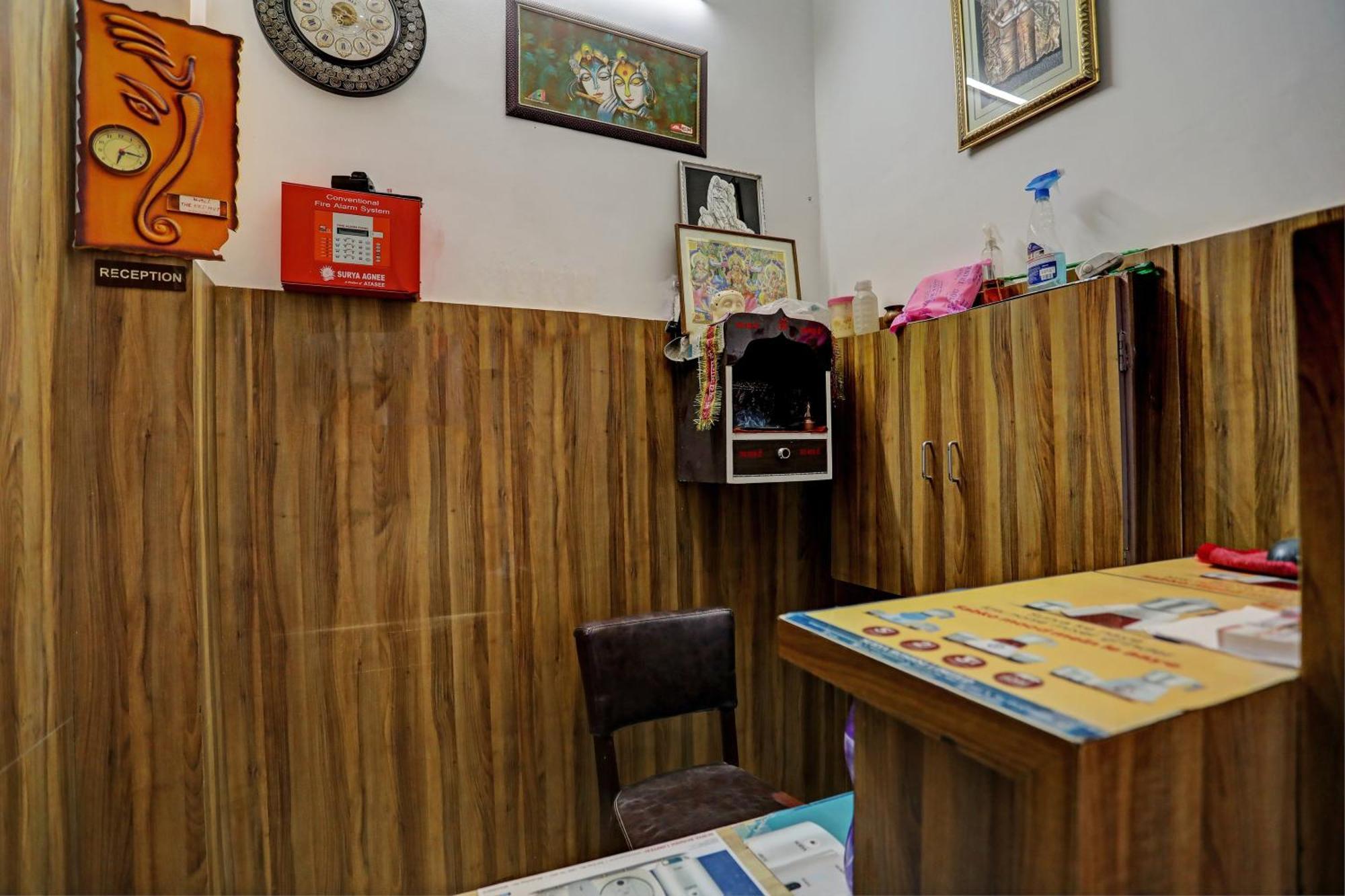 Oyo Hotel The Red Hut Chandīgarh المظهر الخارجي الصورة