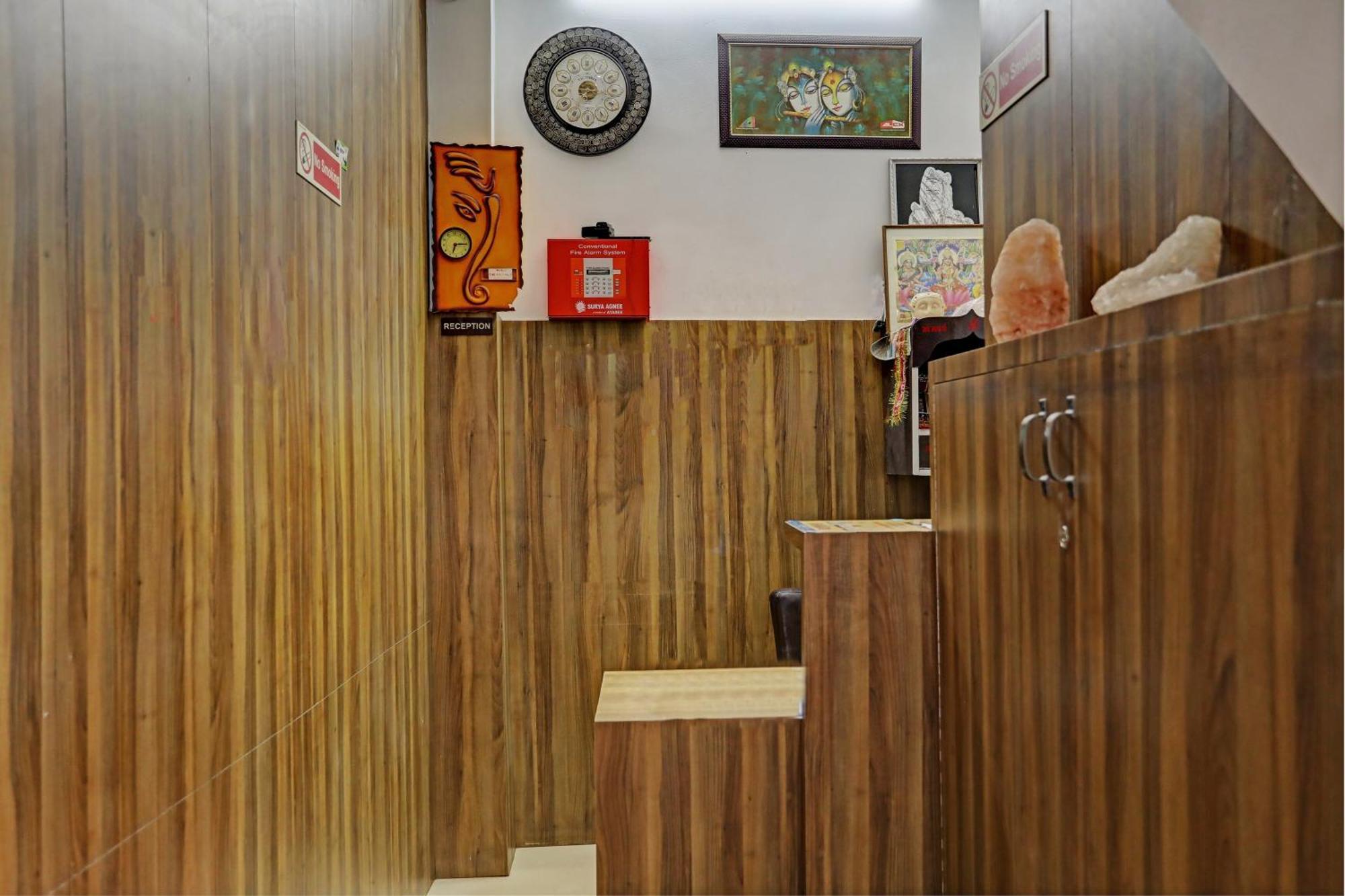 Oyo Hotel The Red Hut Chandīgarh المظهر الخارجي الصورة
