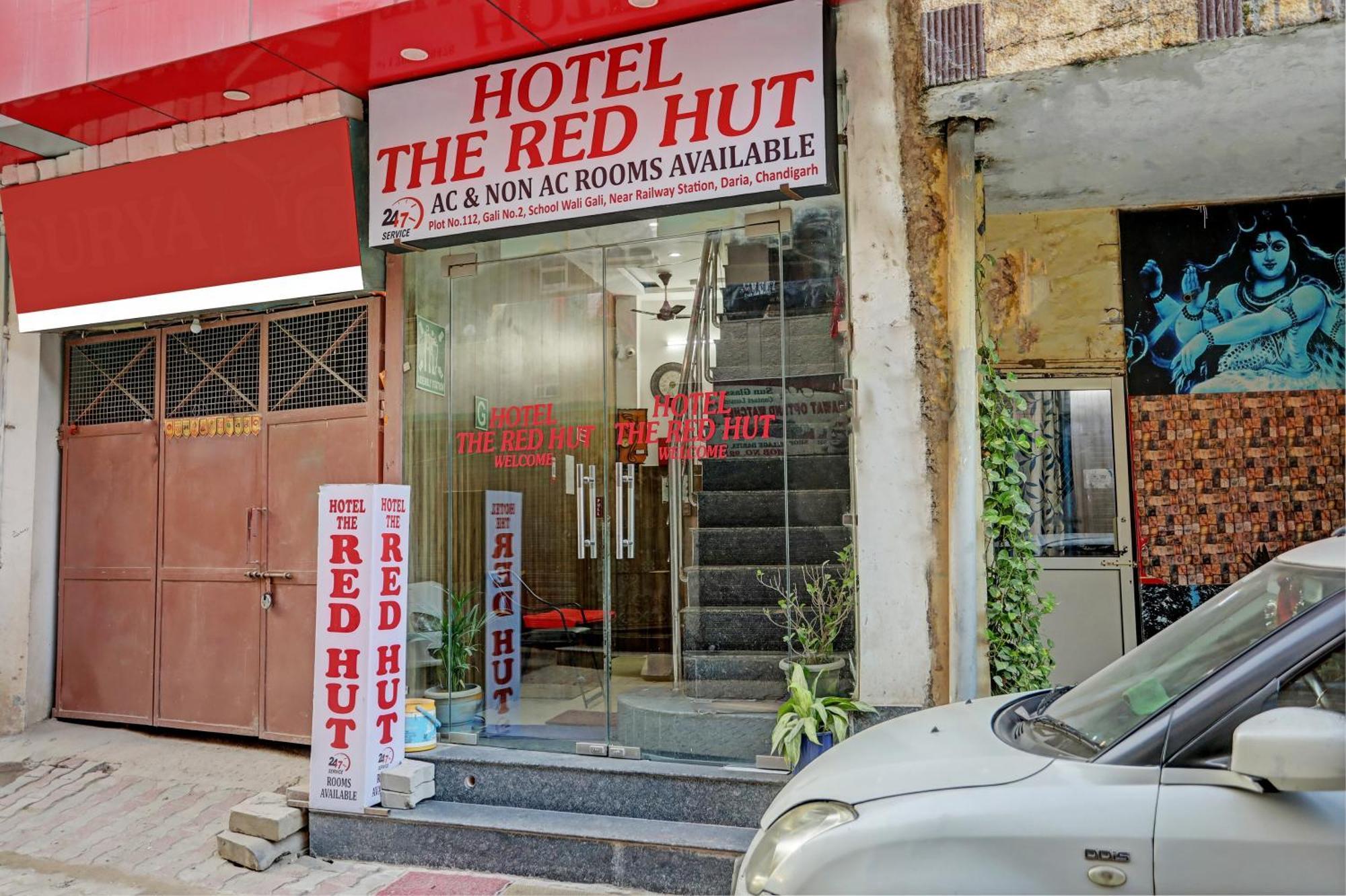 Oyo Hotel The Red Hut Chandīgarh المظهر الخارجي الصورة