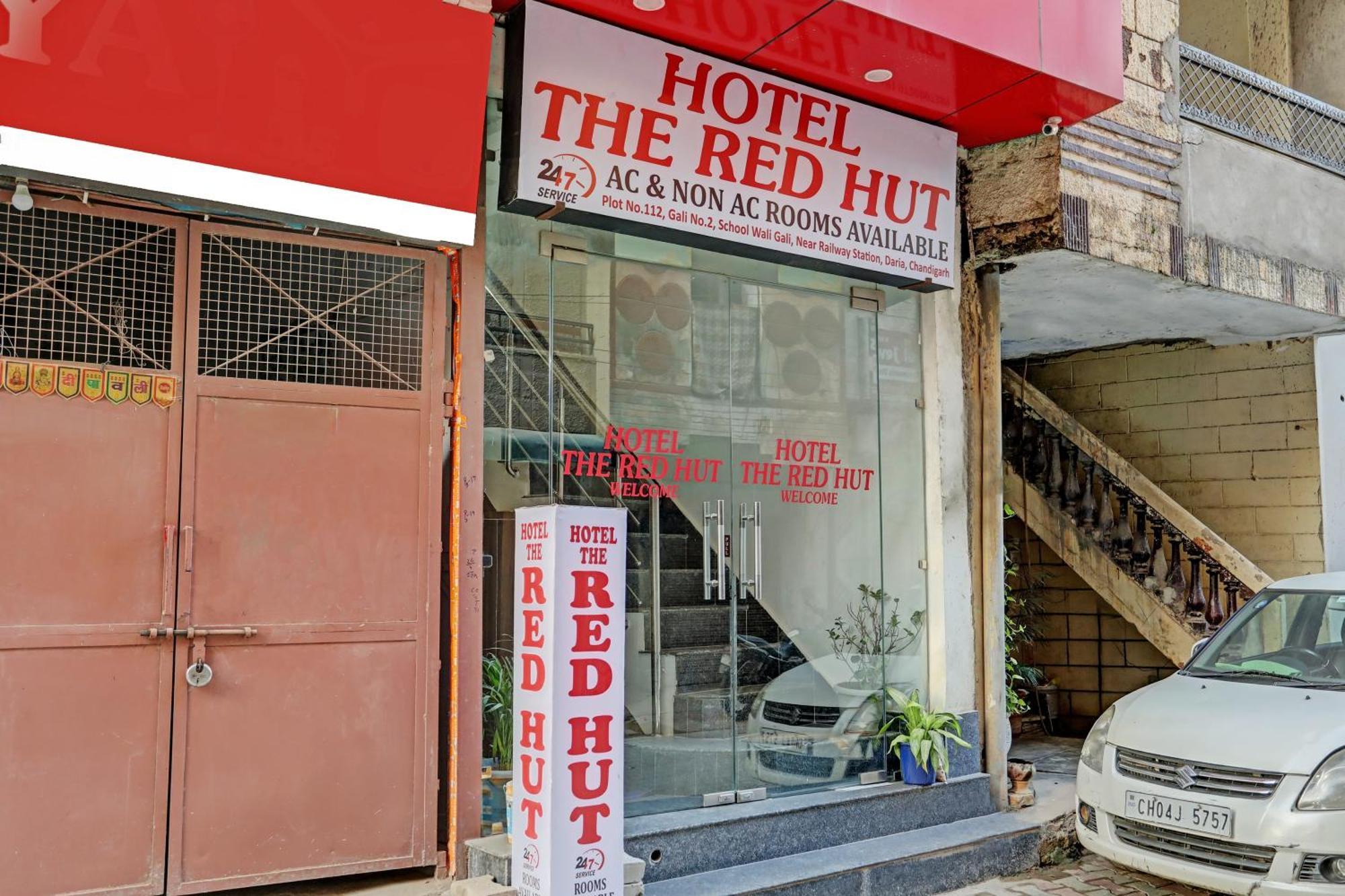 Oyo Hotel The Red Hut Chandīgarh المظهر الخارجي الصورة